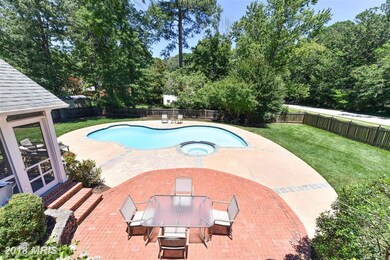 818 Elaine Ct, Alexandria, VA 22308 - photo 2