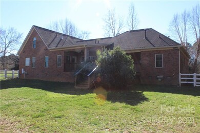 8641 Hayden Way, Concord, NC 28025 - photo 6