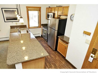 Kitchen. Large kitchen peninsula with lots of coun