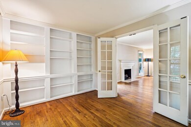 26 Lloydminster Ct, North Potomac, MD 20878 - photo 5