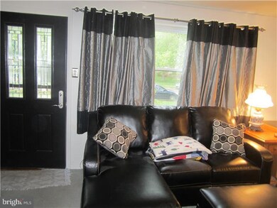 846 Andover Rd, Lansdale, PA 19446 - photo 2