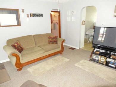 2906 S Vine St, Muncie, IN 47302 - photo 6