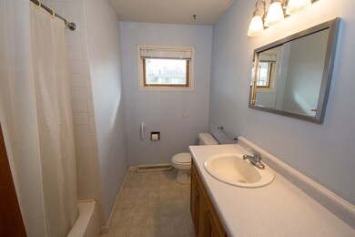 Family bathroom.