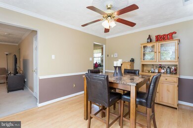 148 Polk Dr, Manassas Park, VA 20111 - photo 3