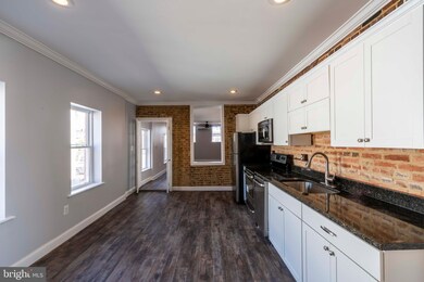 1515 E Clement St unit 2, Baltimore, MD 21230 - photo 2