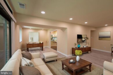 1650 Parkcrest Cir unit 201, Reston, VA 20190 - photo 3