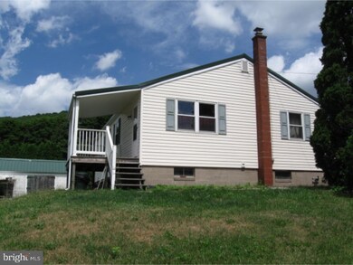 209 Peter St, Ashland, PA 17921 - photo 3