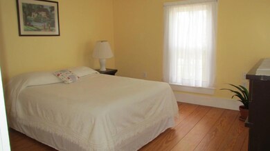 8 Railroad Ave, North Berwick, ME 03906 - photo 6