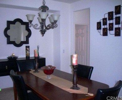 Formal Dining