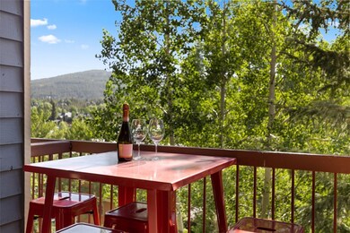 Private Riverfront Balcony
