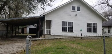 2508 Elm Ave, Bay City, TX 77414 - photo 2