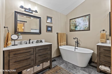 Master Bath