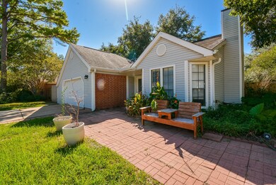 15923 Ferncliff Ln, Houston, TX 77095 - photo 2