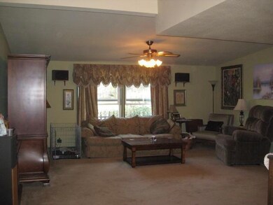 567 Earhart Rd, Rogue River, OR 97537 - photo 3