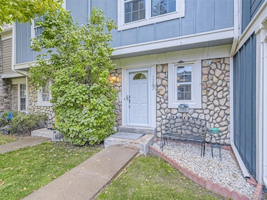 1292 S Idalia St, Aurora, CO 80017 - photo 2