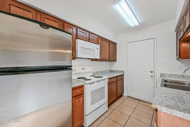 538 S Lesueur unit 3, Mesa, AZ 85204 - photo 5