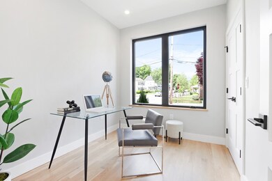 7 School Ave unit 2, Waltham, MA 02453 - photo 4