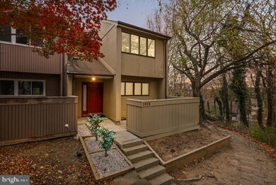 1924 Coppersmith Terrace, Woodbridge, VA 22191 - photo 2