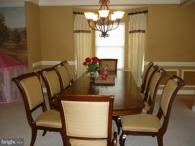 19151 Potomac Crest Dr, Triangle, VA 22172 - photo 4