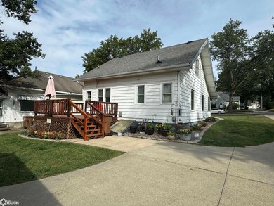 319 Freeman Ave, Audubon, IA 50025 - photo 5