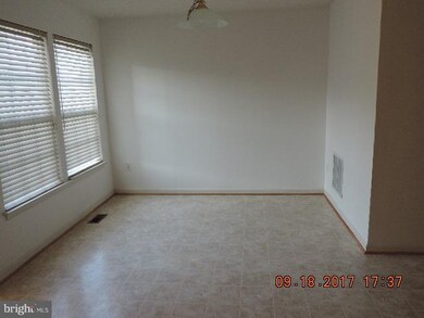 112 Oliver Heights Rd, Owings Mills, MD 21117 - photo 5