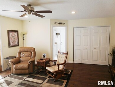 1609 Judson St, Davenport, IA 52803 - photo 6