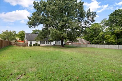 209 SW Tunbridge Dr, Bentonville, AR 72712 - photo 3