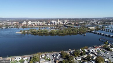 4 Crain Cir, Lemoyne, PA 17043 - photo 3