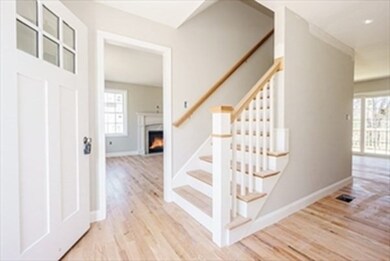 143 Elm St, Wakefield, MA 01880 - photo 2