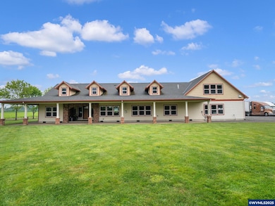 19601 Boones Ferry Rd NE, Hubbard, OR 97032 - photo 2