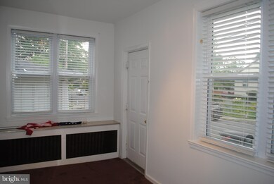 504 Charmont Ave, Folcroft, PA 19032 - photo 5