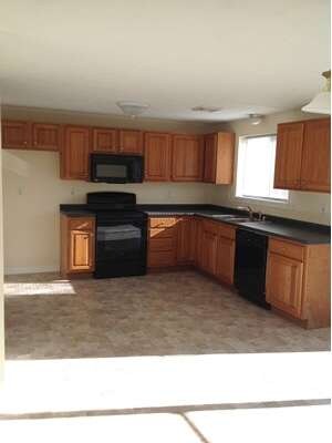 119 Saint Jude Blvd, Fitchburg, MA 01420 - photo 2