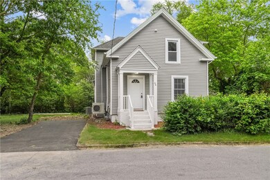 66 Arnold St, Riverside, RI 02915 - photo 3