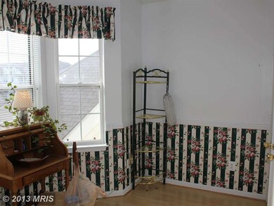 43114 Watercrest Square unit 301, Chantilly, VA 20152 - photo 4