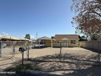 2718 N Haskell Dr unit 1, Tucson, AZ 85716 - photo 4