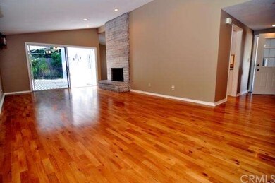 219 Wellesley Ln, Costa Mesa, CA 92626 - photo 7