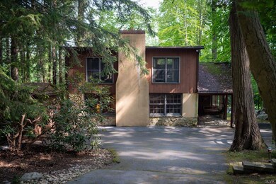 4140 Mill Rd, Emmaus, PA 18049 - photo 3