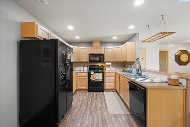 2561 Jason Loop, Richland, WA 99352 - photo 5