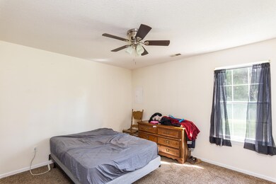 216-218 Nikki Way-5