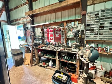 804 Ritchey St, Gainesville, TX 76240 - photo 7