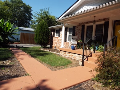 715 Poplar Bluff Rd E, Auburntown, TN 37016 - photo 6