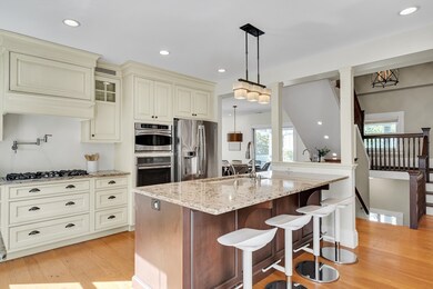 55 Harrison St unit 2, Brookline, MA 02446 - photo 2