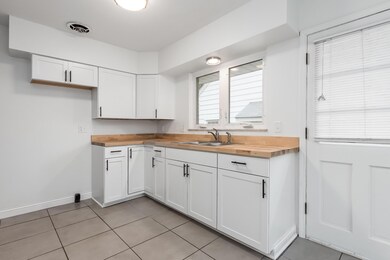 Welcome to 191 Girard!