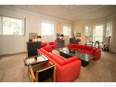 Guest room.