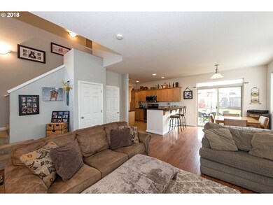 795 Zepher Way, Molalla, OR 97038 - photo 7