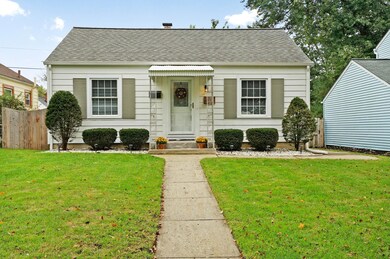 381 E. Jeffrey Front right