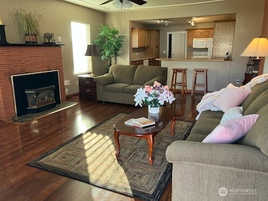 613 N Jeffries St, Aberdeen, WA 98520 - photo 3