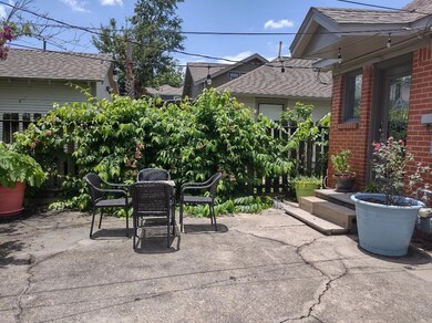 734 E 16th St, Houston, TX 77008 - photo 2