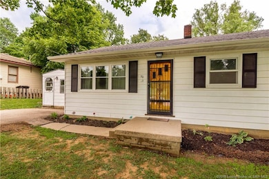 20 E Applegate Ln, Jeffersonville, IN 47130 - photo 2