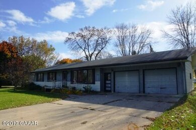 206 E 5th St, Donnelly